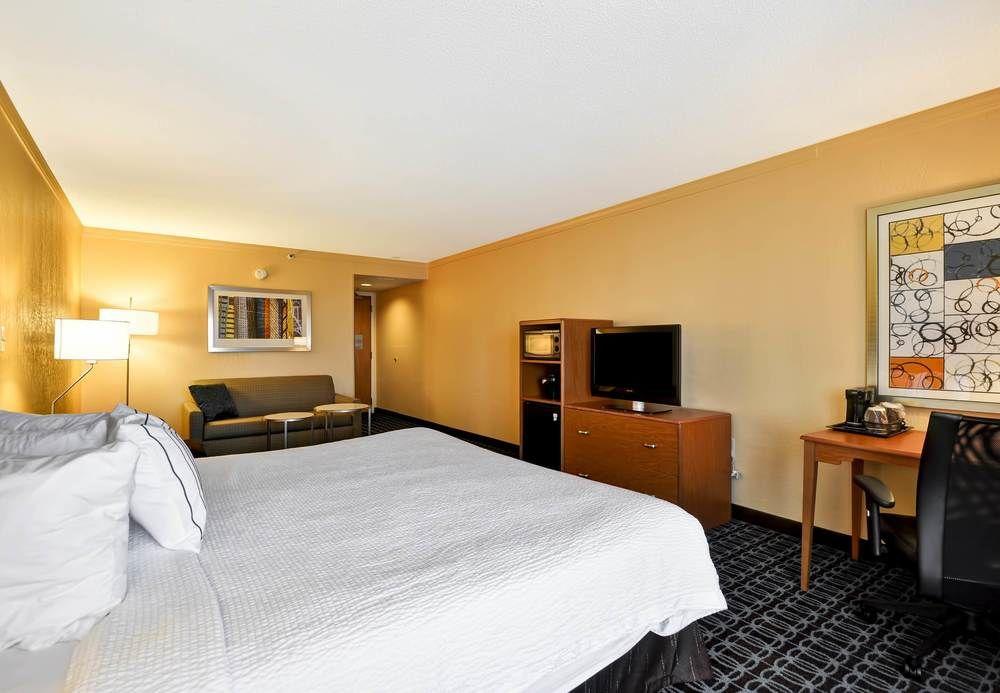 Fairfield Inn & Suites By Marriott Atlanta Vinings/Galleria Smyrna Exterior foto