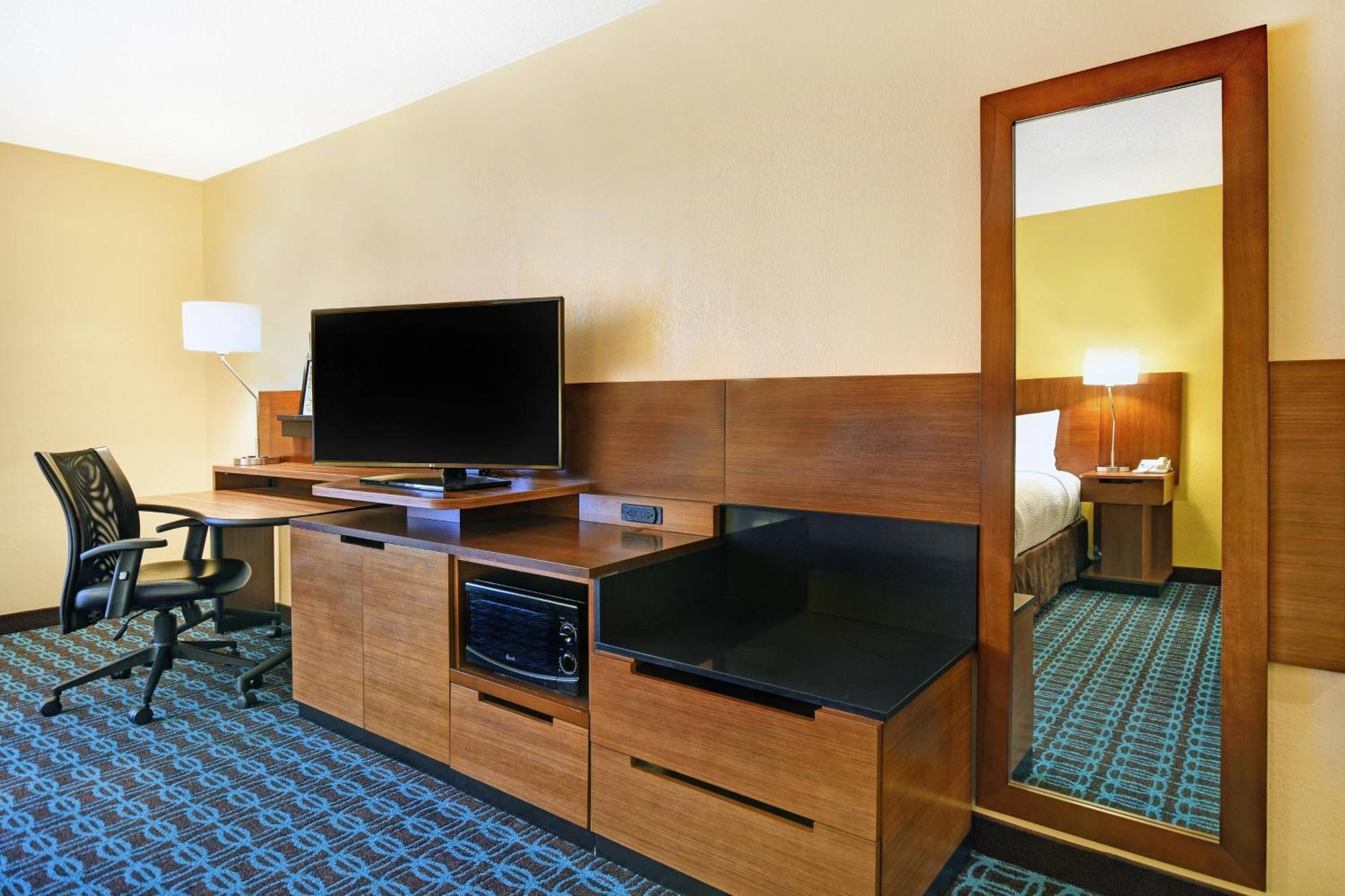 Fairfield Inn & Suites By Marriott Atlanta Vinings/Galleria Smyrna Exterior foto