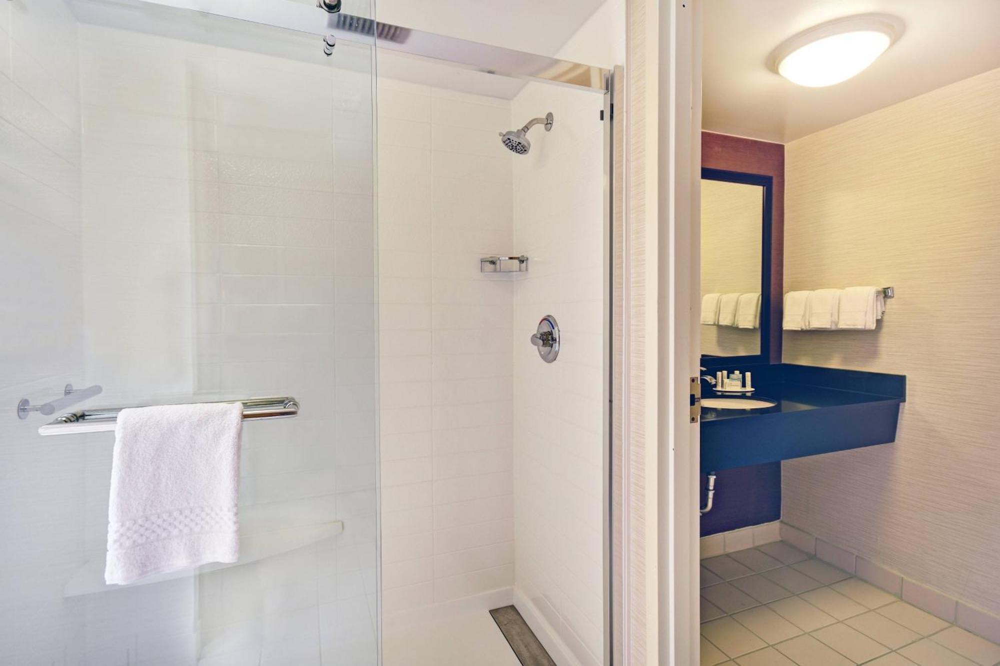 Fairfield Inn & Suites By Marriott Atlanta Vinings/Galleria Smyrna Exterior foto