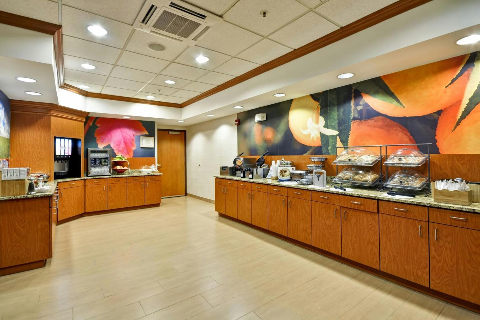 Fairfield Inn & Suites By Marriott Atlanta Vinings/Galleria Smyrna Exterior foto