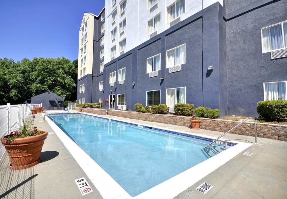 Fairfield Inn & Suites By Marriott Atlanta Vinings/Galleria Smyrna Exterior foto